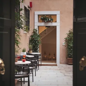 residenza-ducato.hotelinveneto.com/