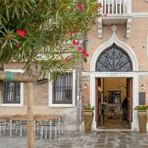 Palazzo Veneziano - Collection Hotel Veneza