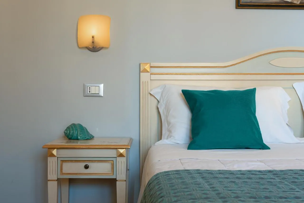 Helios Hotel San Vito Lo Capo 3*,