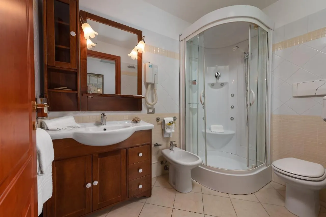 Helios Hotel San Vito Lo Capo 3*,